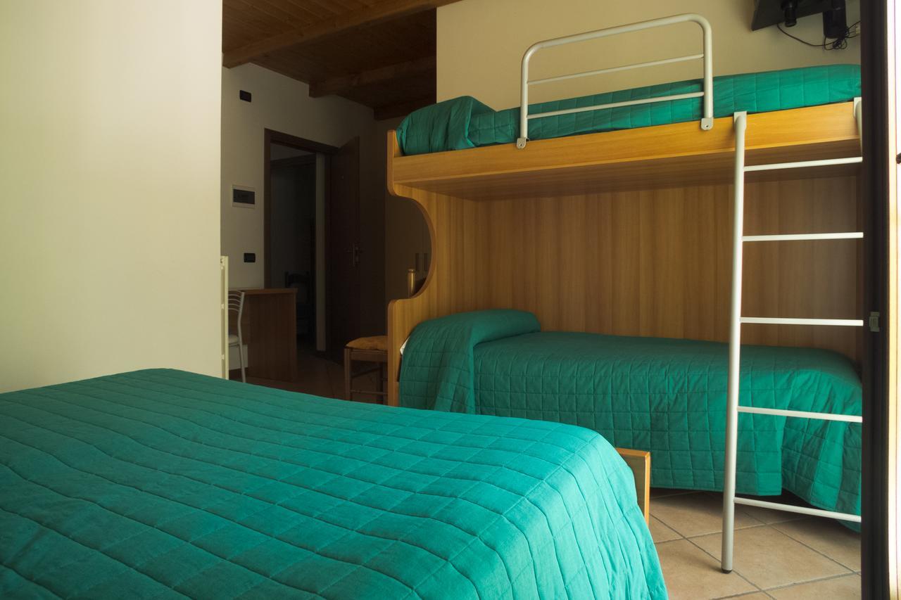 Albergo Ristorante Innocenti Ardenno Экстерьер фото
