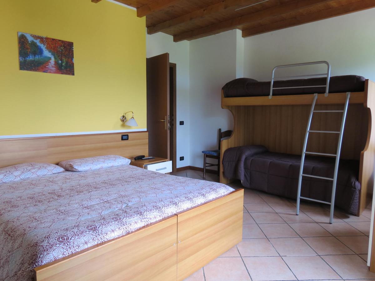 Albergo Ristorante Innocenti Ardenno Экстерьер фото